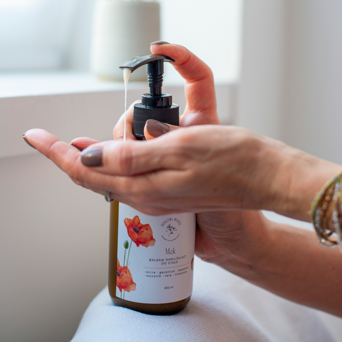 Naturalny balsam do ciała – Mak (1) Naturalny balsam do ciała – Mak (1)